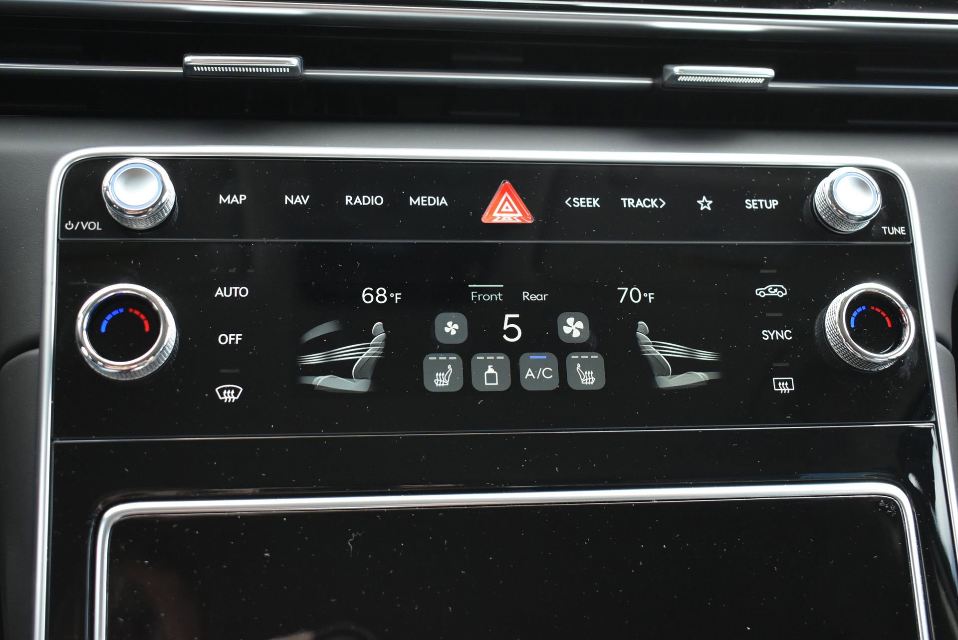Used 2026 Genesis GV80 2.5T AWD/4WD image 31