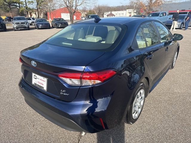 Used 2025 Toyota Corolla LE image 5