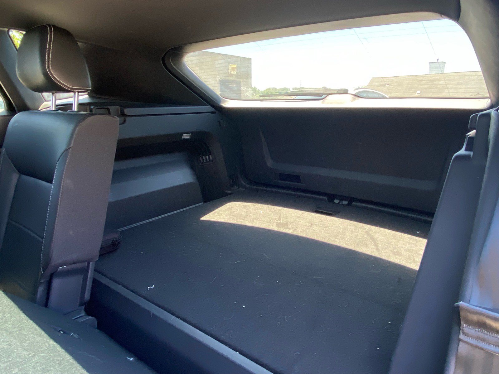 Used 2023 Volkswagen Atlas Cross Sport SE w/ Panoramic Sunroof Package AWD/4WD image 17