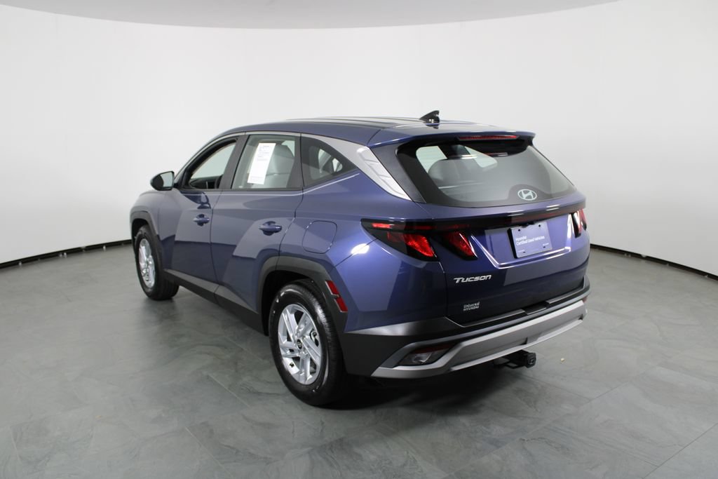 Certified 2026 Hyundai Tucson SE FWD image 4
