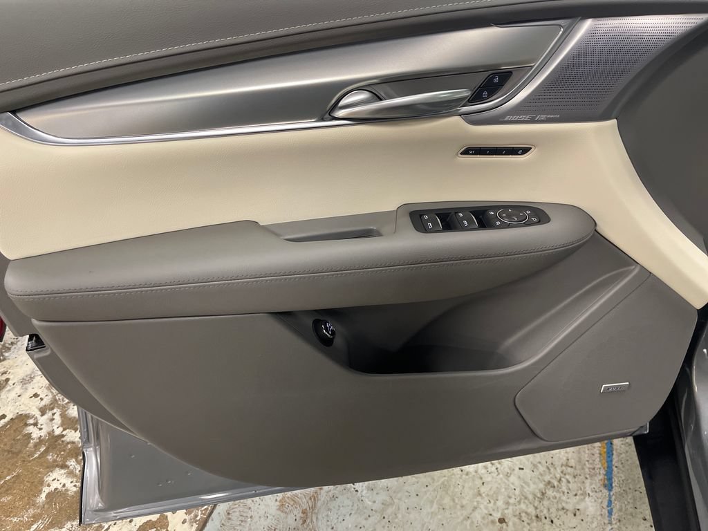 Certified 2024 Cadillac XT5 Premium Luxury AWD/4WD image 15