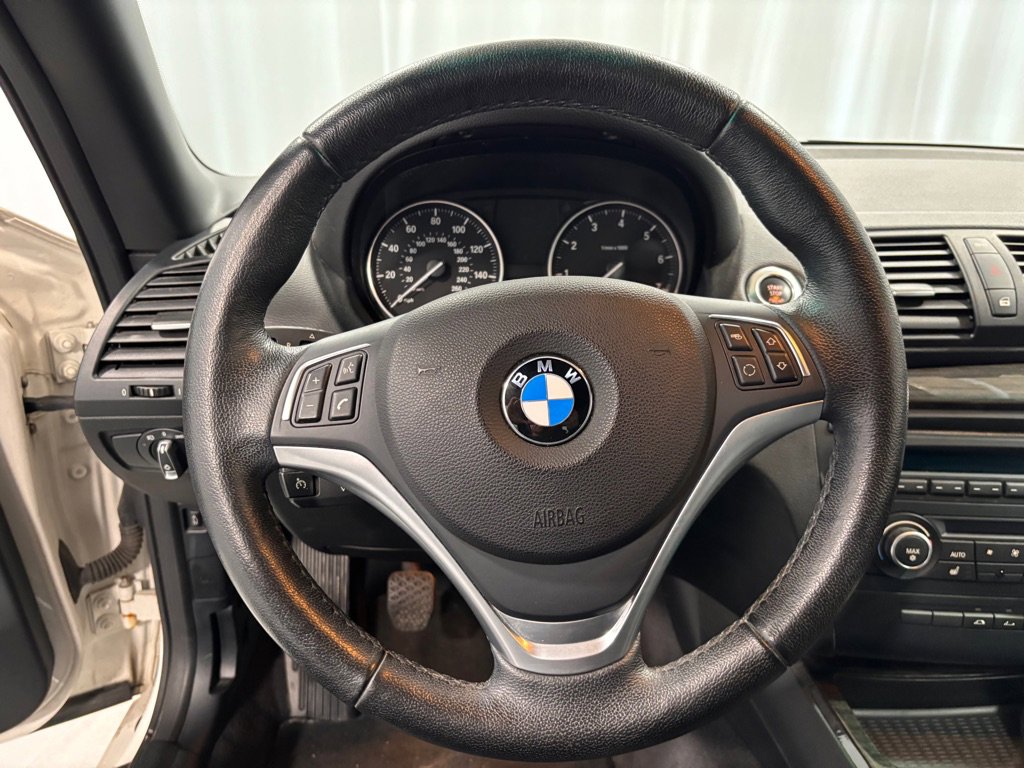 Used 2012 BMW 128i Convertible image 13