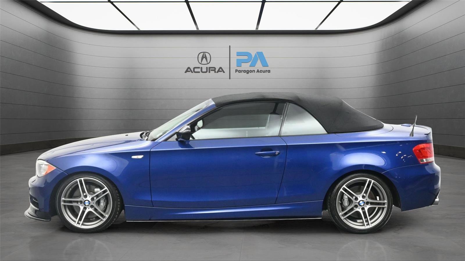 Used 2013 BMW 135is Convertible image 21