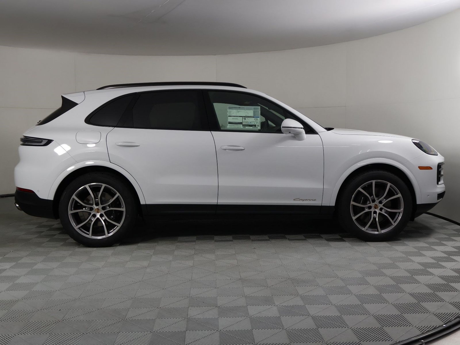New 2026 Porsche Cayenne AWD/4WD image 8