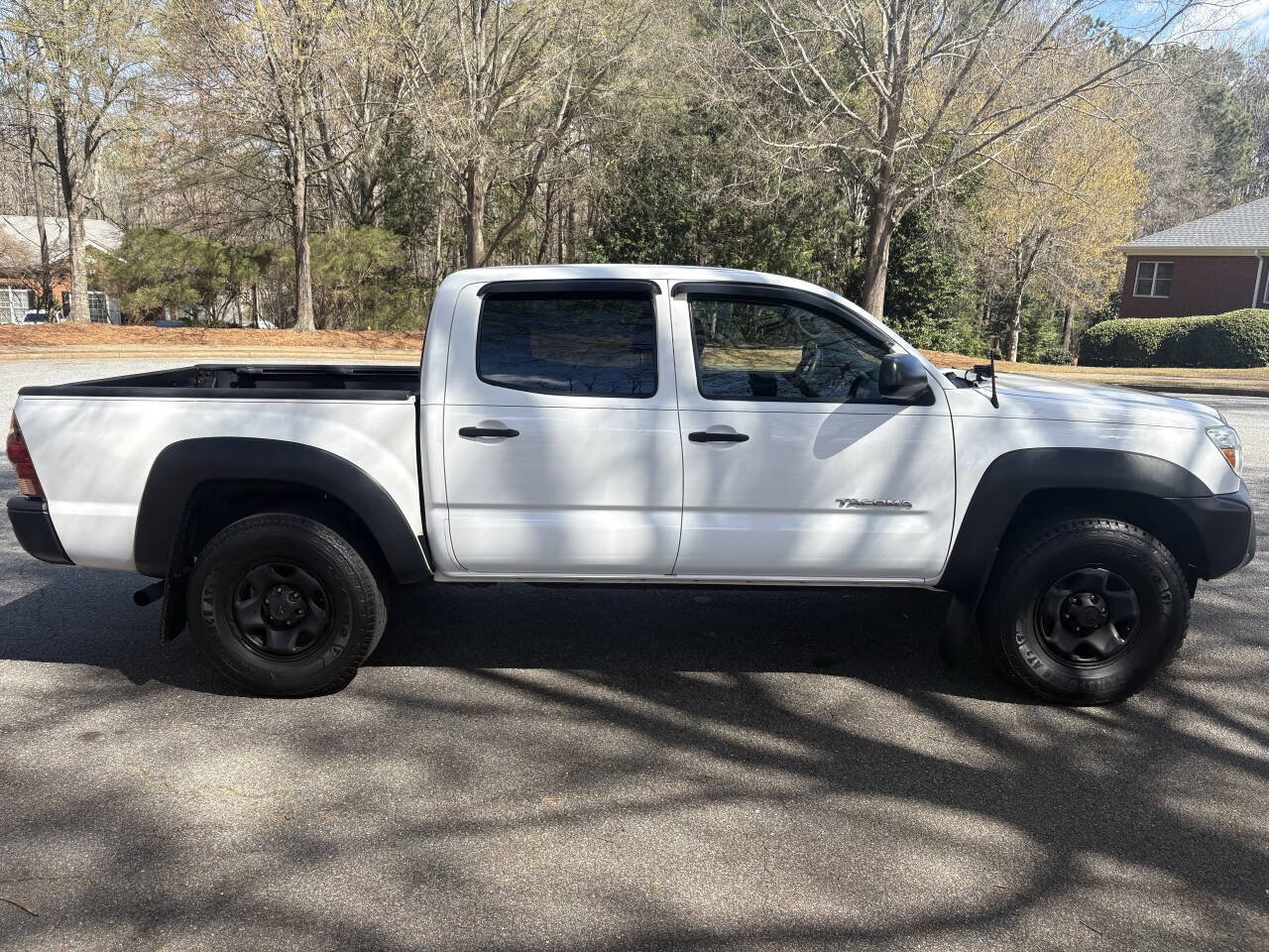 Used 2013 Toyota Tacoma PreRunner w/ Convenience Pkg RWD image 2