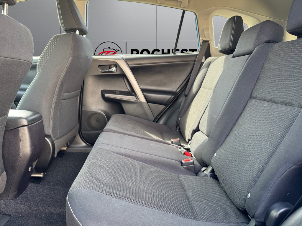 Certified 2018 Toyota RAV4 XLE AWD/4WD image 16