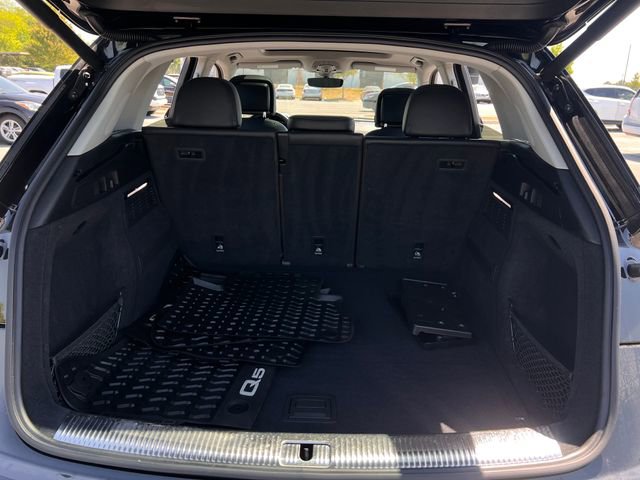 Used 2018 Audi Q5 Prestige w/ Prestige Package AWD/4WD image 31