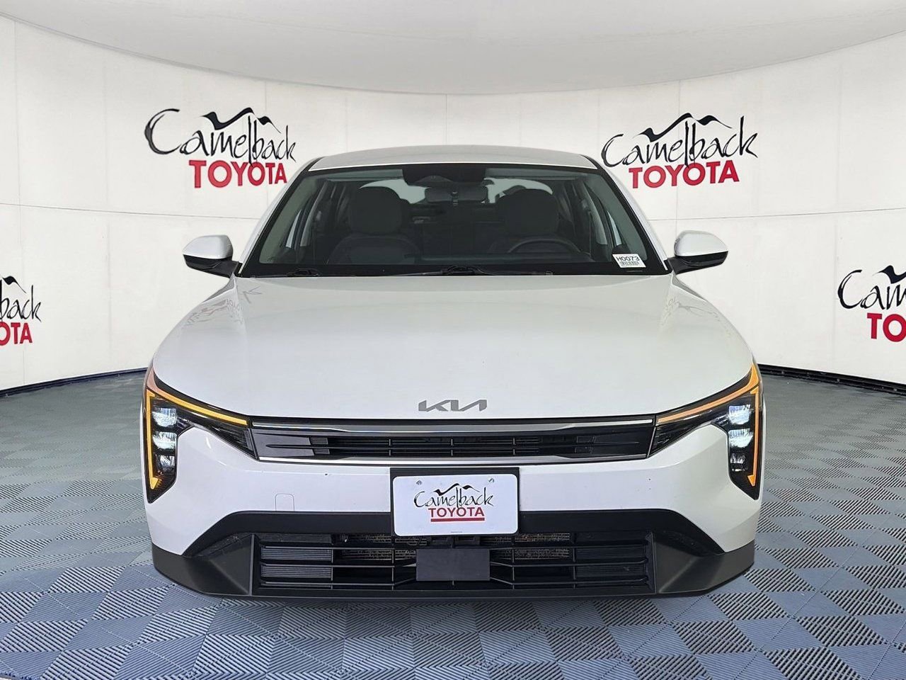 Used 2025 Kia K4 FWD image 3
