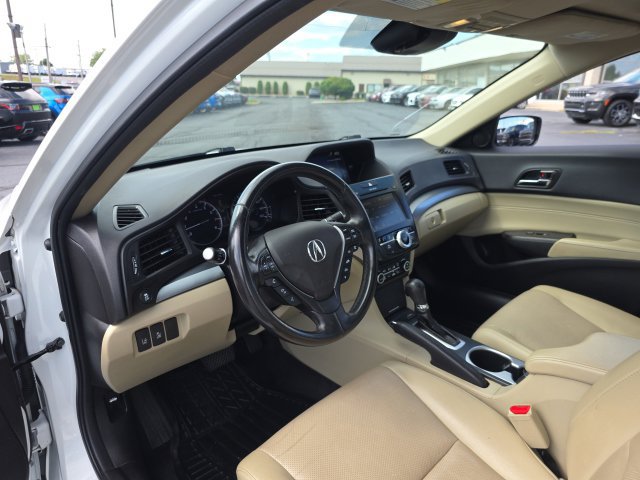 Used 2016 Acura ILX w/ Technology Plus Package FWD image 17