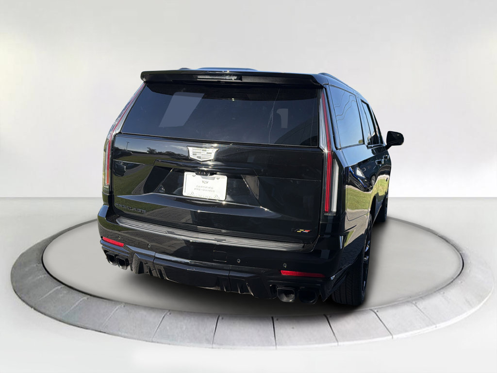Certified 2025 Cadillac Escalade ESV V w/ LPO, ONYX Package AWD/4WD image 5