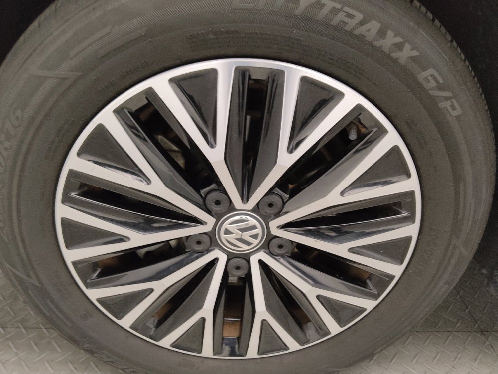 Used 2021 Volkswagen Jetta R-Line FWD image 31