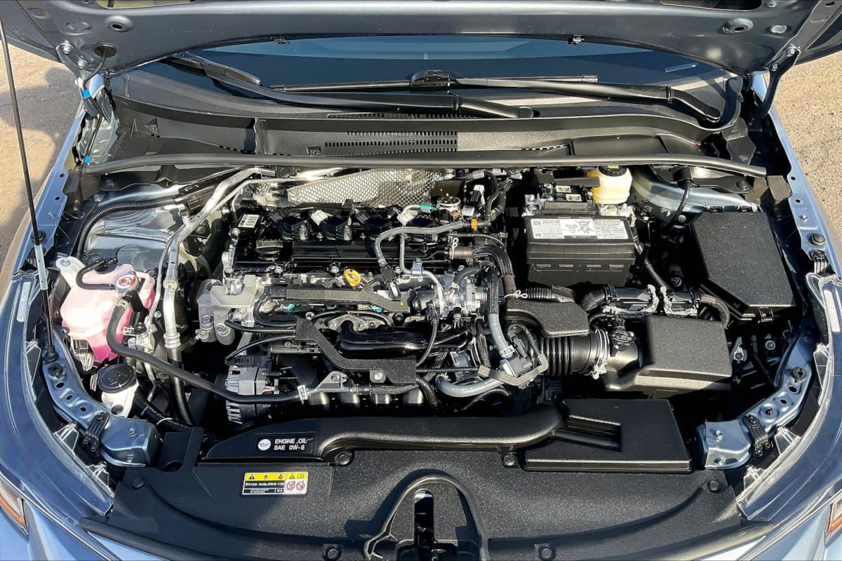 Used 2025 Toyota Corolla LE FWD image 10