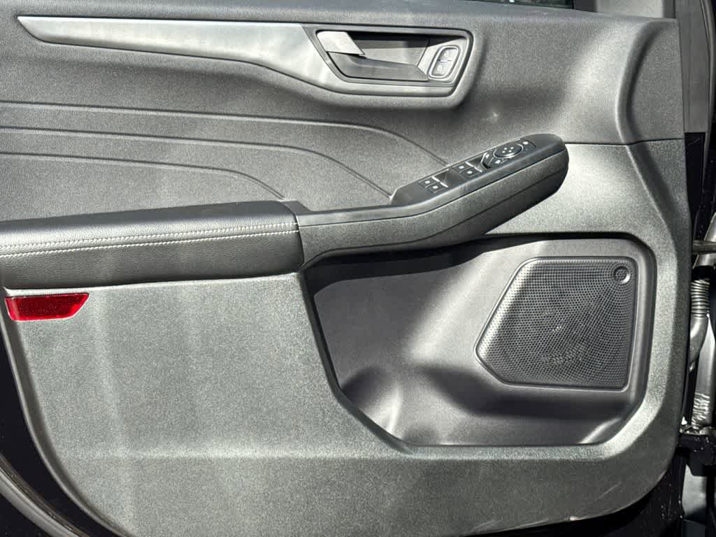 New 2026 Ford Escape Active FWD image 11