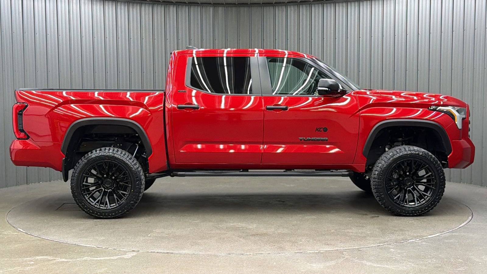 Used 2025 Toyota Tundra SR5 w/ SR5 Convenience Package image 6