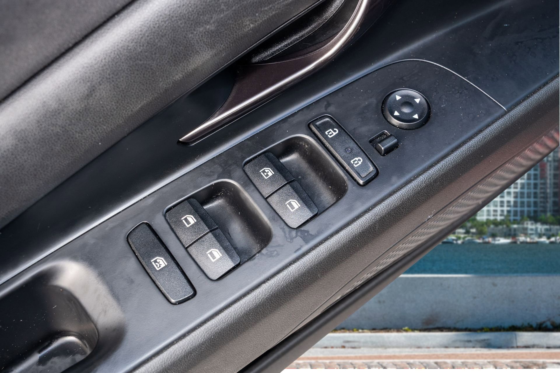 Used 2022 Hyundai Elantra N image 24