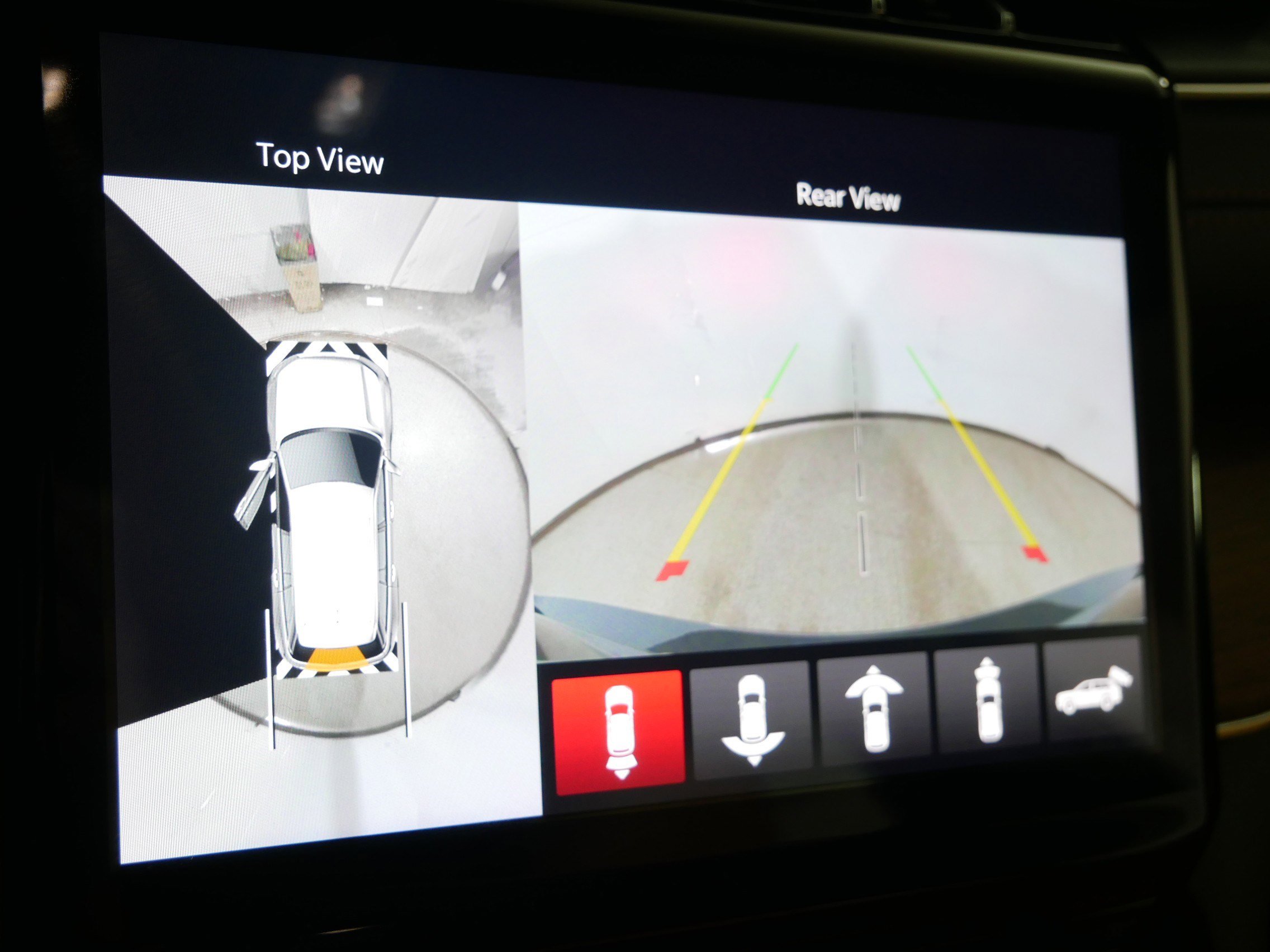 Used 2023 Jeep Grand Cherokee Summit w/ Luxury Tech Group V image 33