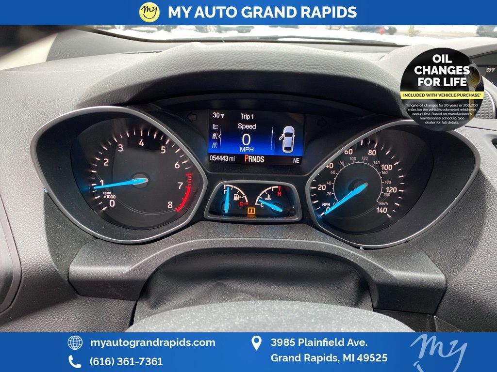 Used 2017 Ford Escape SE w/ SE Sport Appearance Package image 17