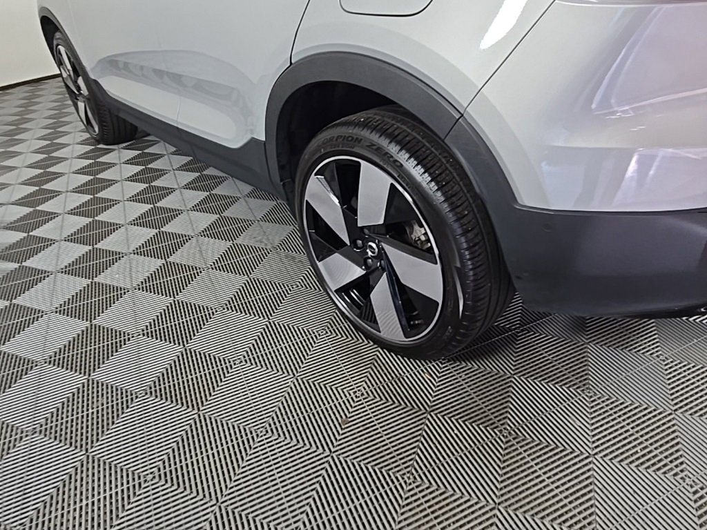 Certified 2023 Volvo C40 P8 Recharge Ultimate image 15