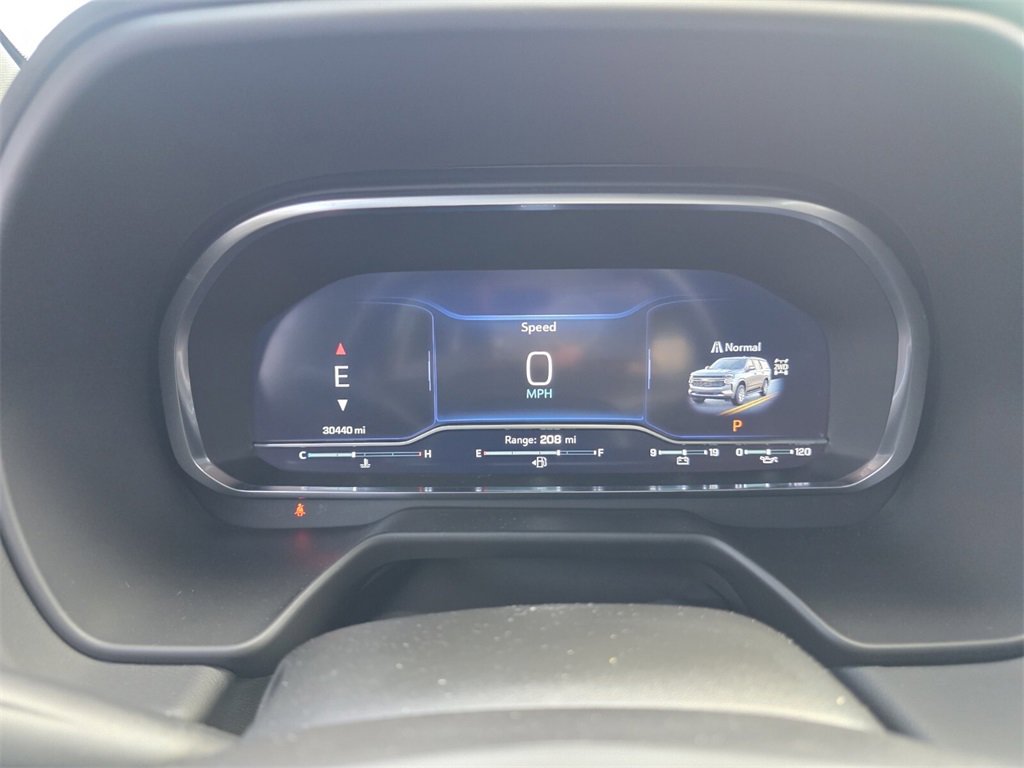 Used 2023 Chevrolet Tahoe Z71 w/ Luxury Package image 32