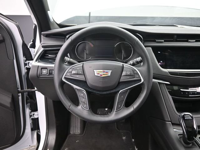 Certified 2025 Cadillac XT5 Premium Luxury image 27