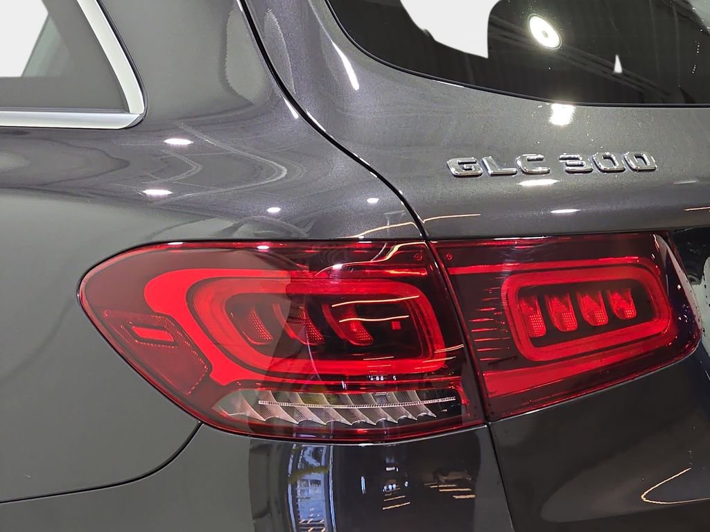 Used 2021 Mercedes-Benz GLC 300 GLC 300 image 37