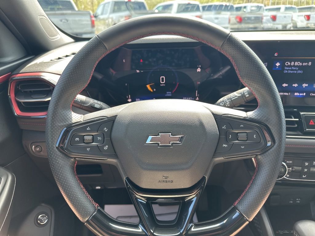 Used 2025 Chevrolet TrailBlazer RS w/ Convenience Package image 19