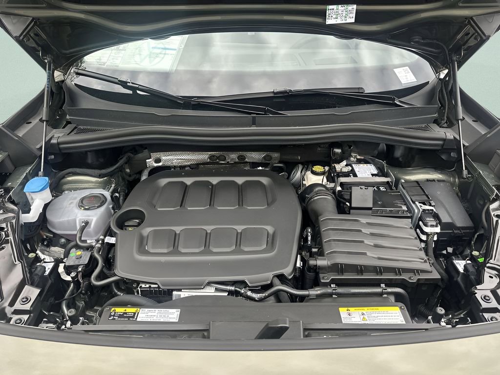 New 2026 Volkswagen Tiguan SE R-Line image 27