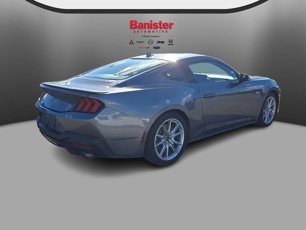 Used 2024 Ford Mustang GT Premium image 4