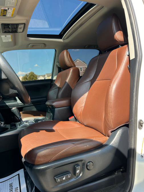 Used 2020 Toyota 4Runner Limited image 4