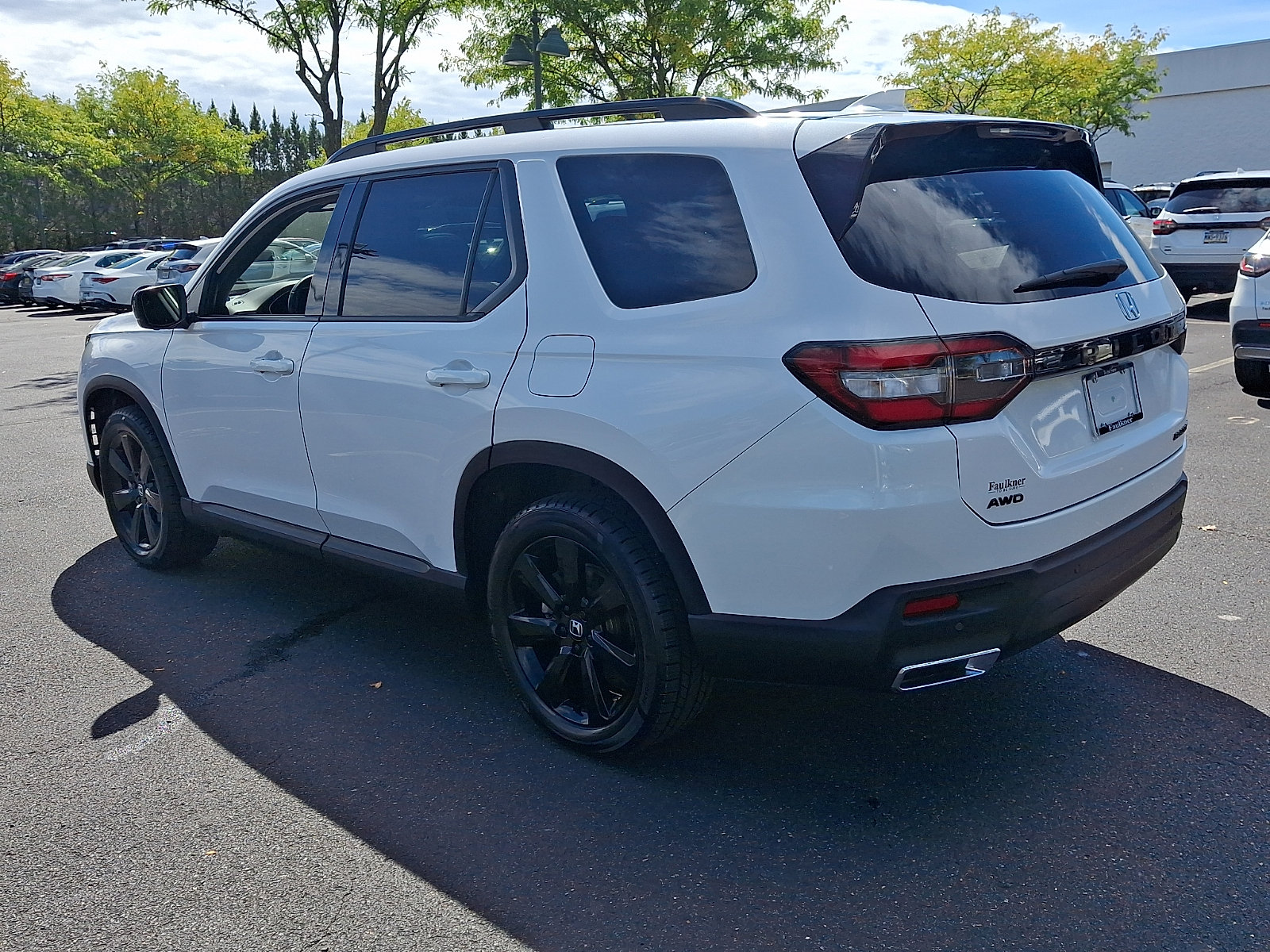 Certified 2025 Honda Pilot Black Edition image 4