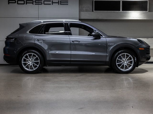 New 2026 Porsche Cayenne E-Hybrid image 15