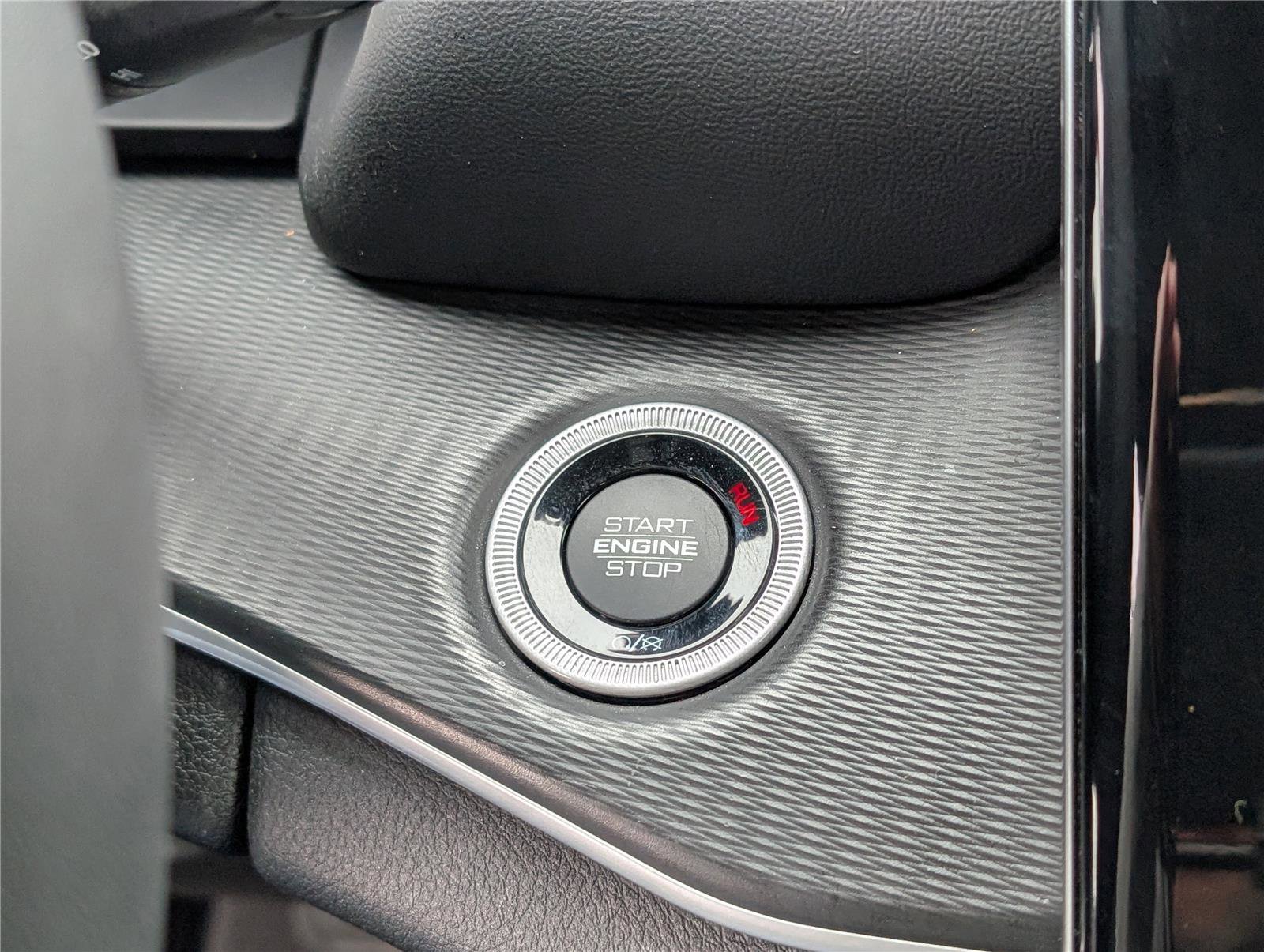 Used 2023 Jeep Grand Cherokee Altitude image 22