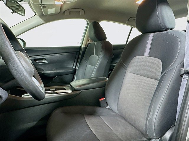 Used 2023 Nissan Sentra SV image 11