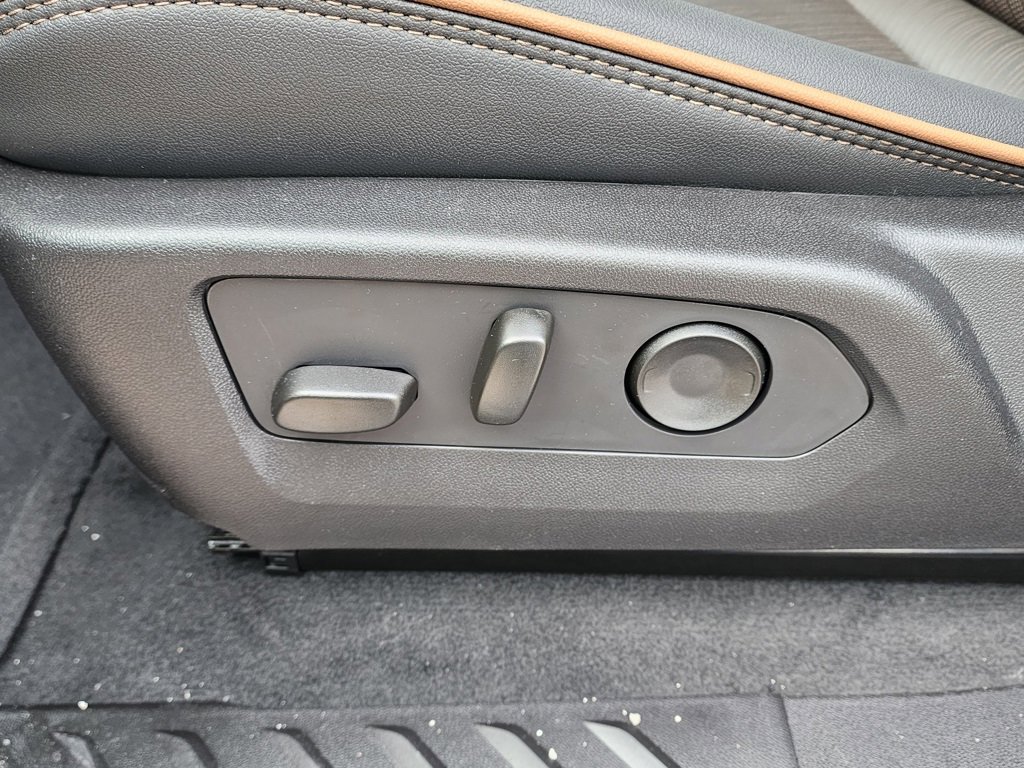 New 2026 GMC Canyon AT4 w/ Technology Plus Package image 18