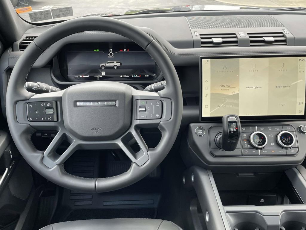 New 2026 Land Rover Defender 130 X-Dynamic SE AWD/4WD image 25