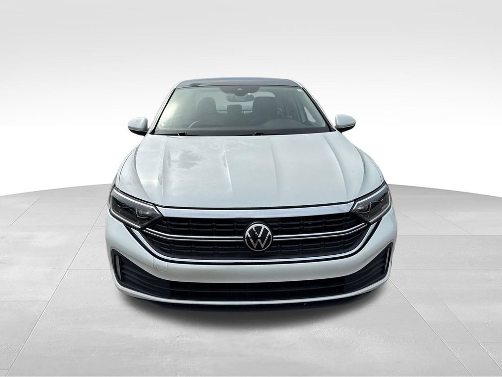 Used 2024 Volkswagen Jetta SEL FWD image 9