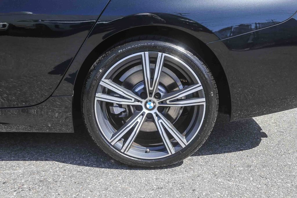 Used 2024 BMW 330i Sedan w/ Convenience Package RWD image 8