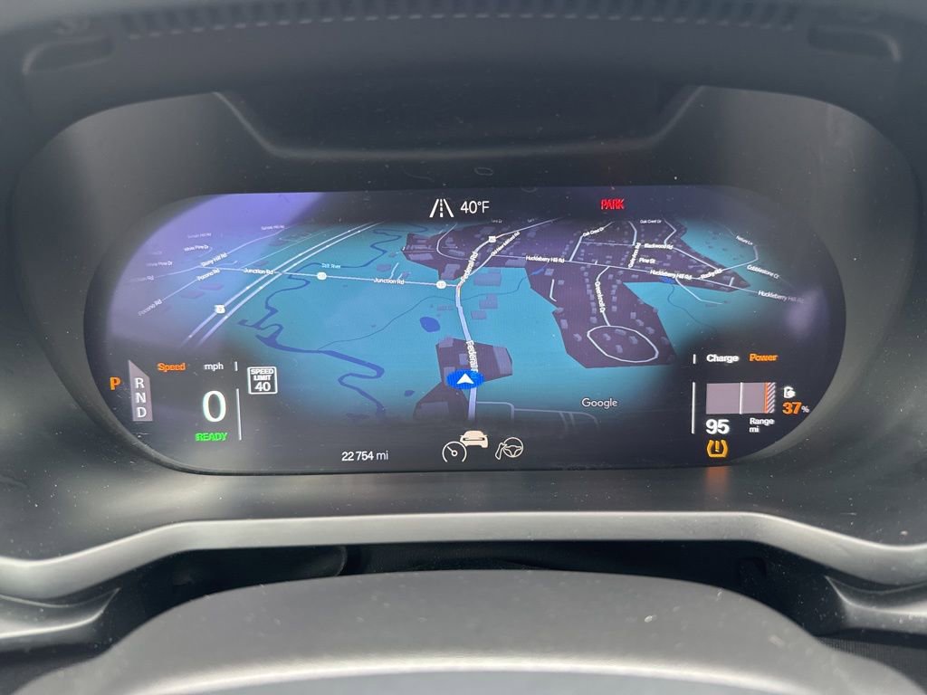 Used 2023 Polestar Polestar 2 w/ Pilot Pack image 32