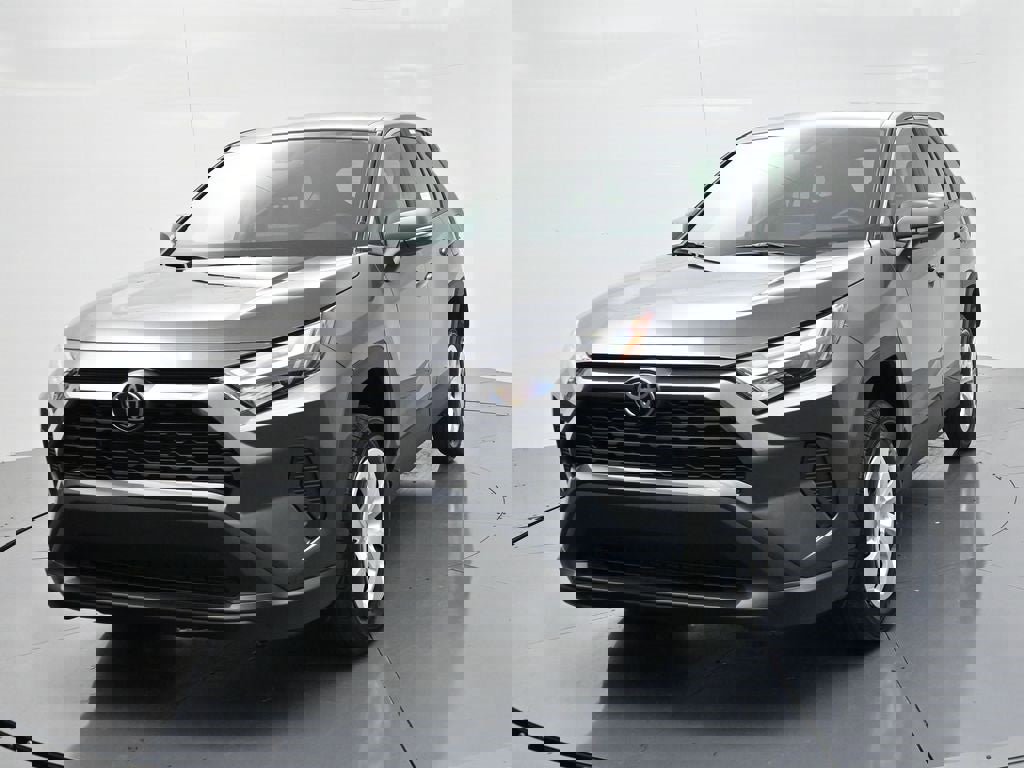 New 2025 Toyota RAV4 LE image 3