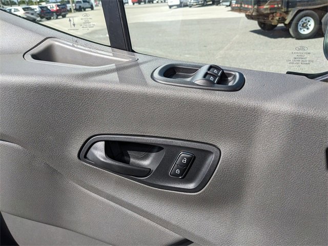 New 2026 Ford Transit 250 148 Medium Roof image 19
