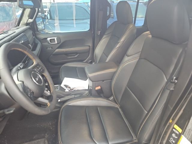 Used 2024 Jeep Gladiator Sport AWD/4WD image 5