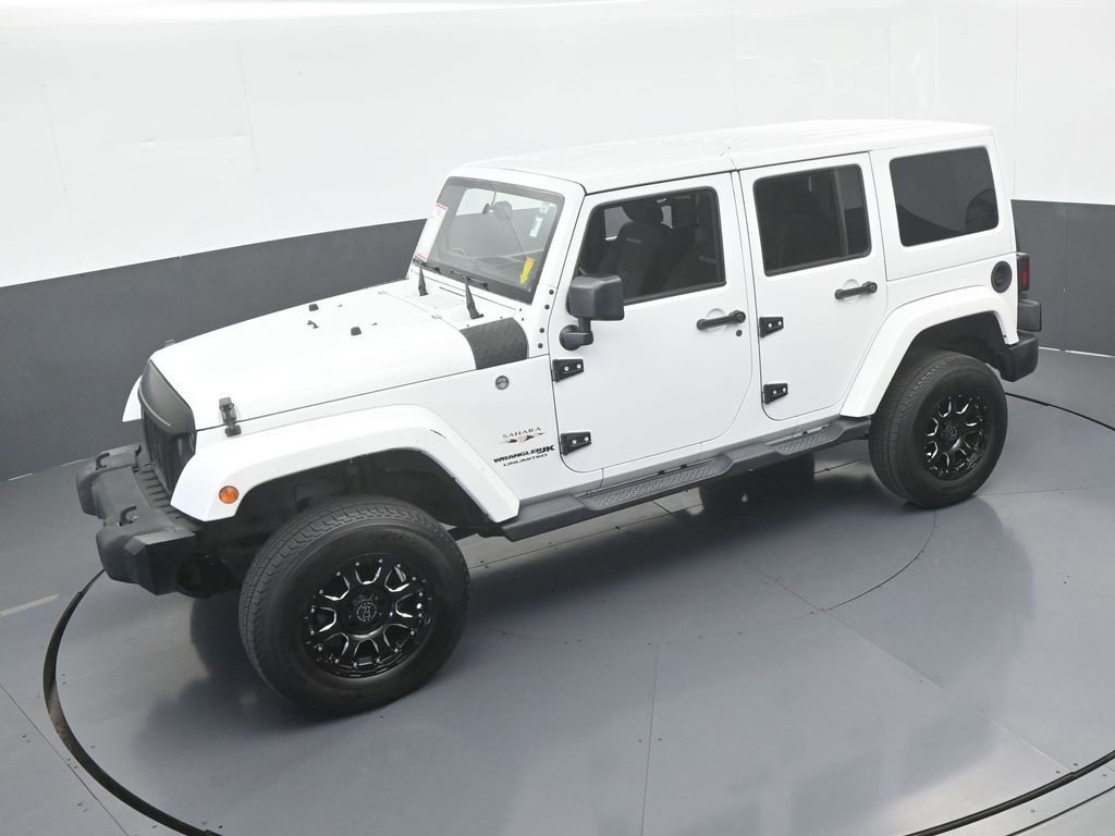 Used 2018 Jeep Wrangler Unlimited Sahara w/ Connectivity Group image 45