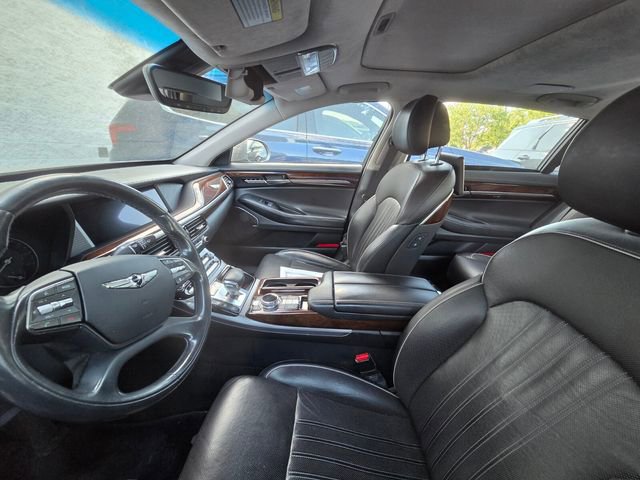 Used 2018 Genesis G90 5.0 Ultimate RWD image 7