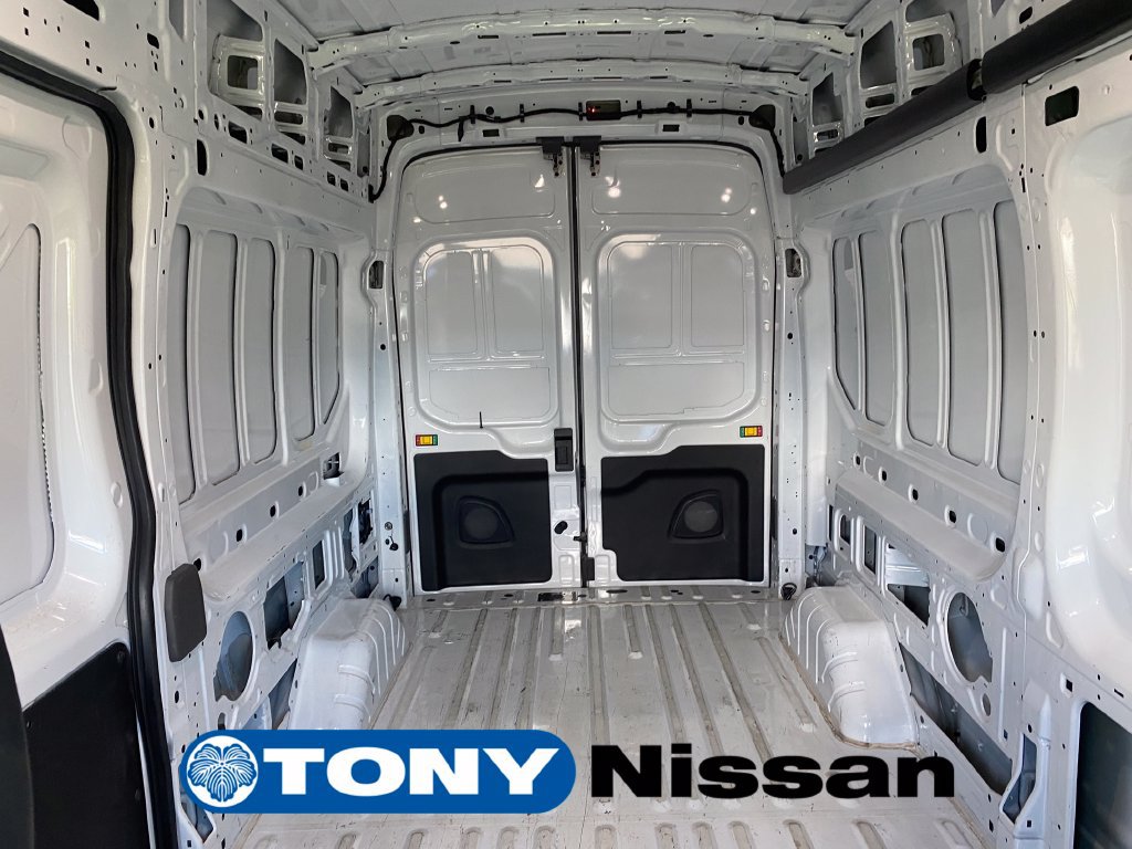 Used 2025 Ford Transit 250 148 High Roof RWD image 14