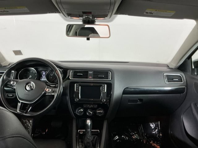 Used 2016 Volkswagen Jetta SEL w/ Lighting Package FWD image 24