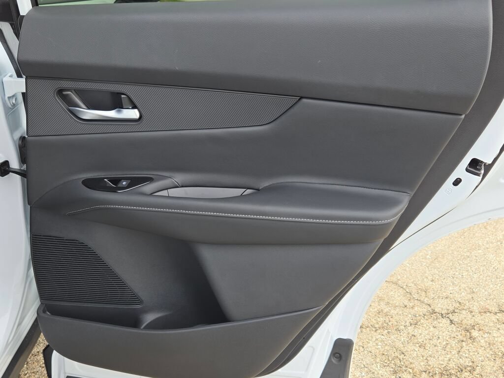 New 2026 Nissan Murano SL AWD/4WD image 10