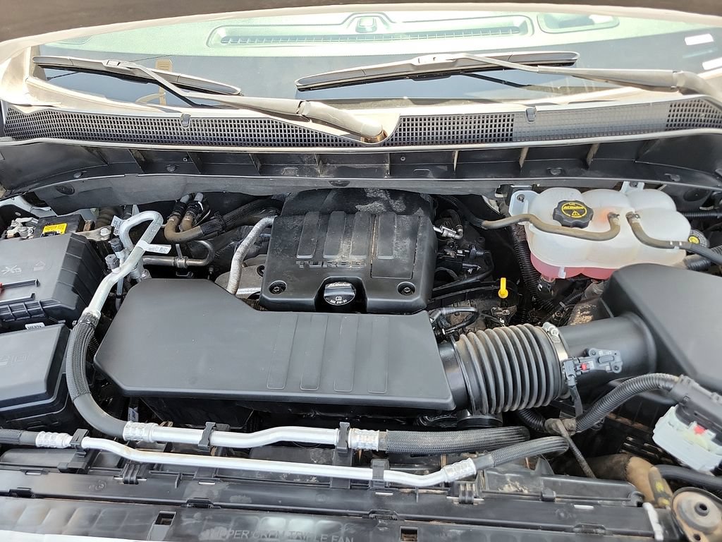Used 2024 Chevrolet Silverado 1500 Custom AWD/4WD image 16