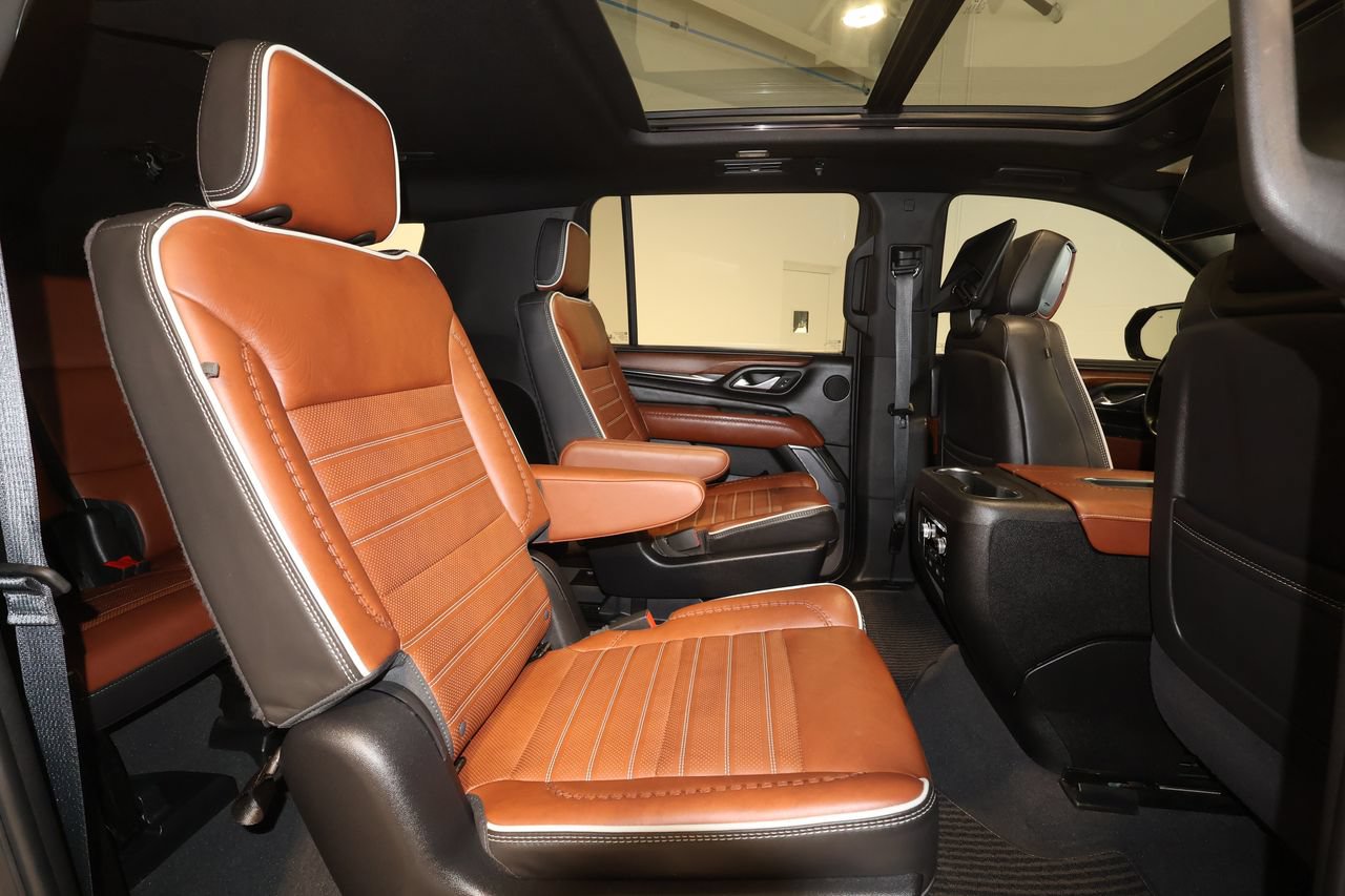 Used 2024 GMC Yukon XL Denali Ultimate AWD/4WD image 29