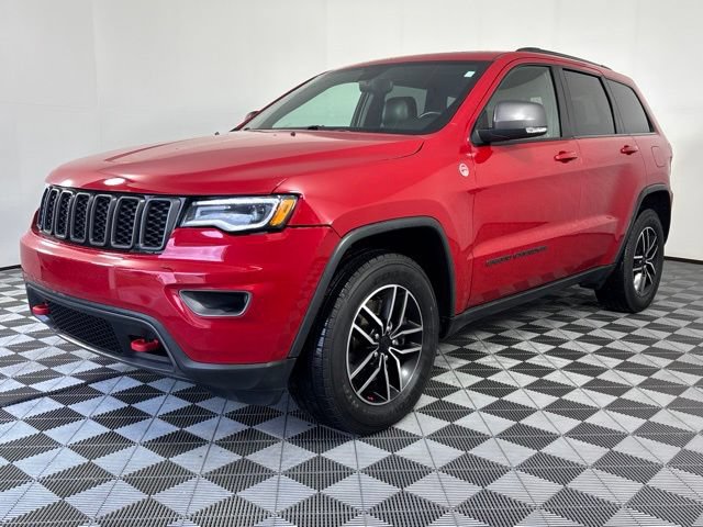 Used 2021 Jeep Grand Cherokee Trailhawk w/ Trailhawk Luxury Group AWD/4WD image 2