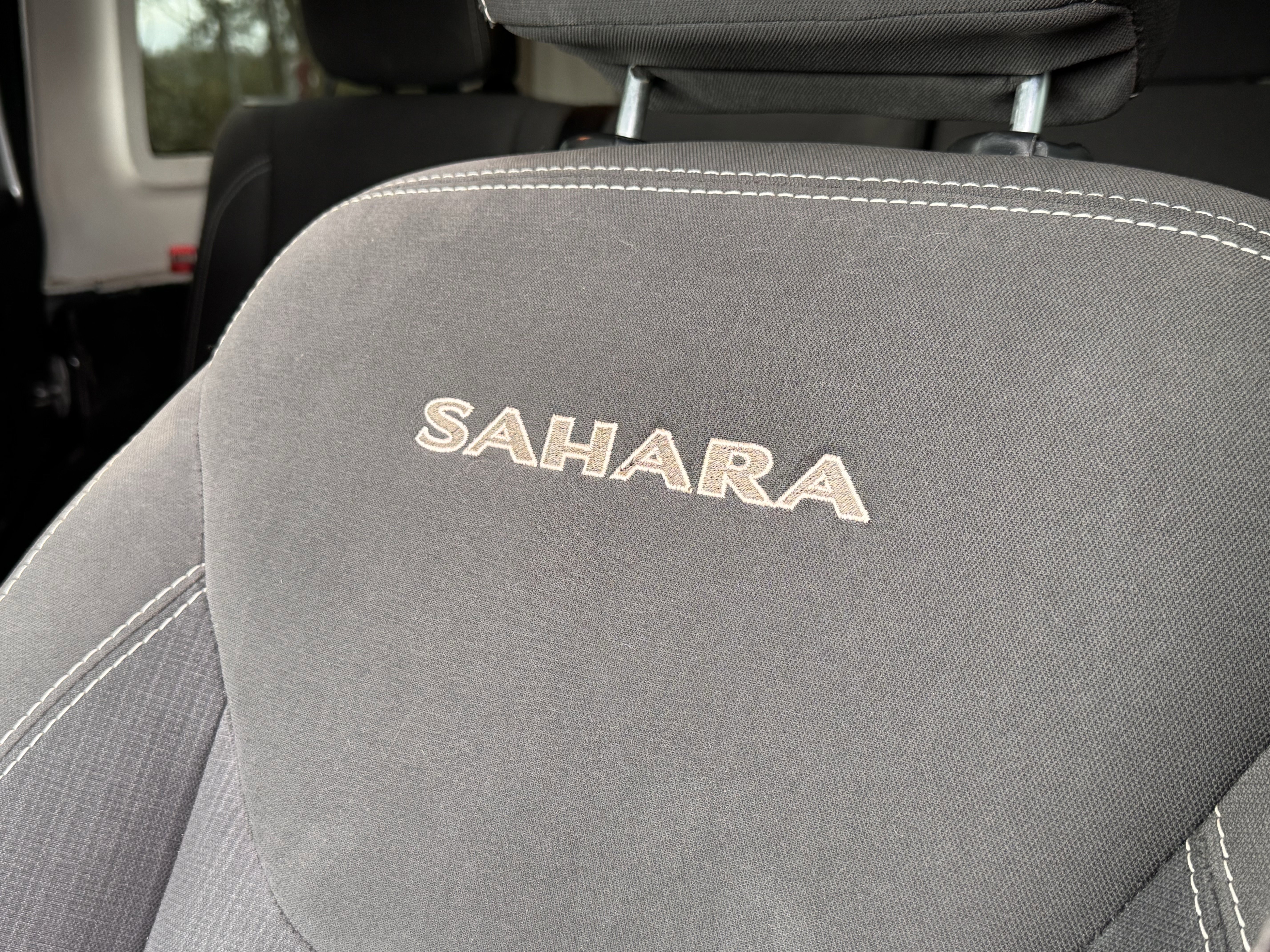 Used 2016 Jeep Wrangler Unlimited Sahara w/ Dual Top Group image 2